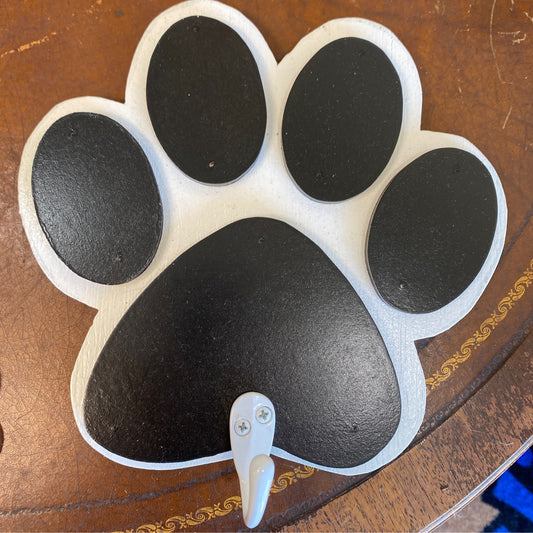 Paw print leash hanger